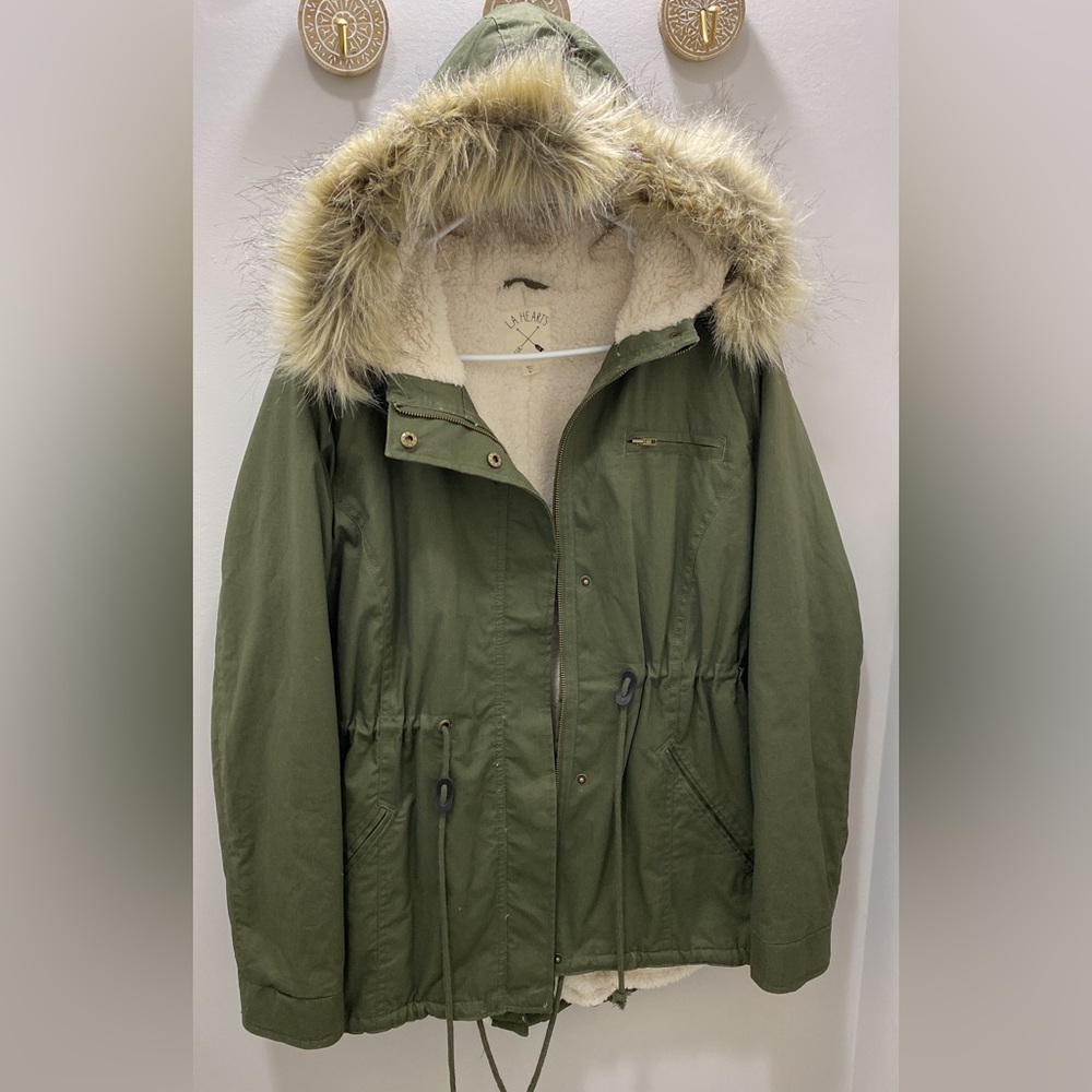 ❤️ SOLD ❤️ NWOT Sherpa lined cargo jacket
